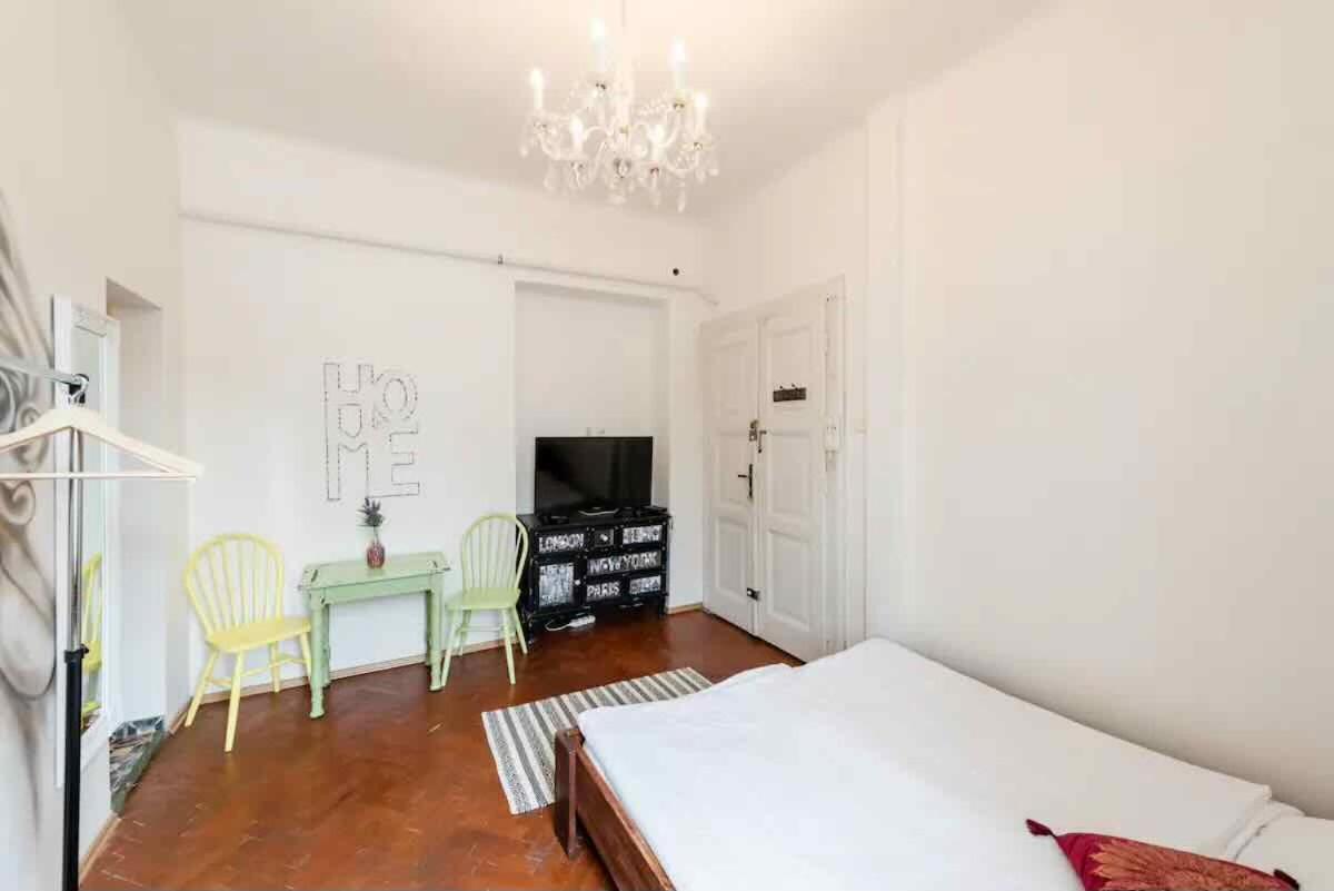 Angel Apartman Bratislava Buitenkant foto
